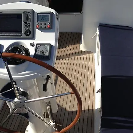 Botel Unique Sailboat Xperience Las Palmas de Gran Canaria