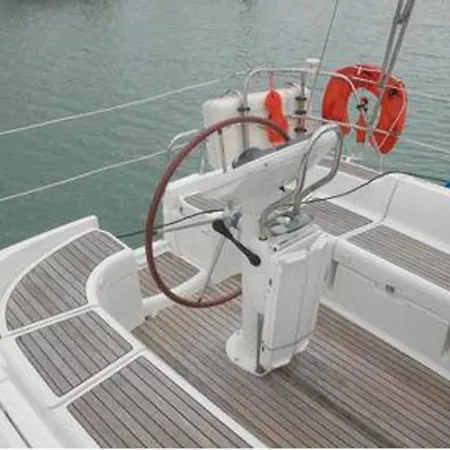 Botel Unique Sailboat Xperience