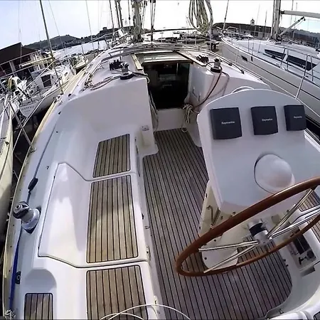 Unique Sailboat Xperience Botel 2*