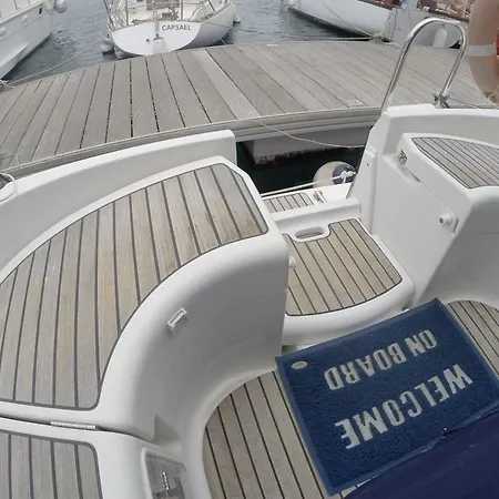 Botel Unique Sailboat Xperience Las Palmas de Gran Canaria